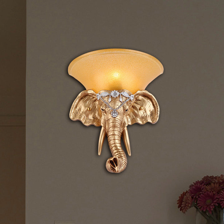 Skørter | 1 Bulb Resin Wall Light Retro Style Golden Elephant Head Bedroom Wall Light with Outspread Yellow Glass Shade