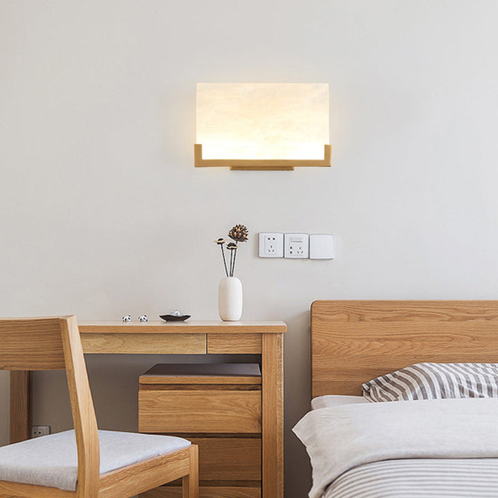 Skørter | Rectangular Acrylic Wall Lamp Classic 1 Light Bedside Wall Mounted Lighting in White