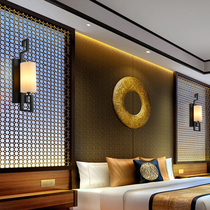 Skørter | 1 Light Wall Lamp Lighting Fixture Classic Cylinder Metal Wall Mounting Lighting in Black/Gold with Fabric Shade