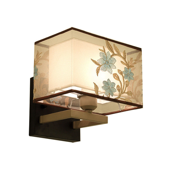 Skørter | White Rectangle Wall Lamp Classic Metal 1 Light Nightstand Wall Light with Floral Pattern