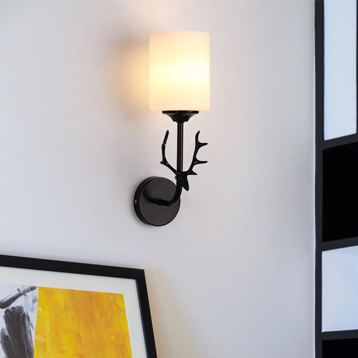 Skørter | Black/Brass 1-Bulb Wall Lighting Rustic White Glass Cylindrical Wall-Mounted Lamp for Living Room