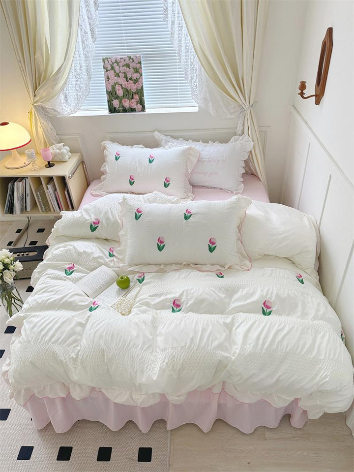 Rynx Coquette Room Tulip Ruffle Bedding Set
