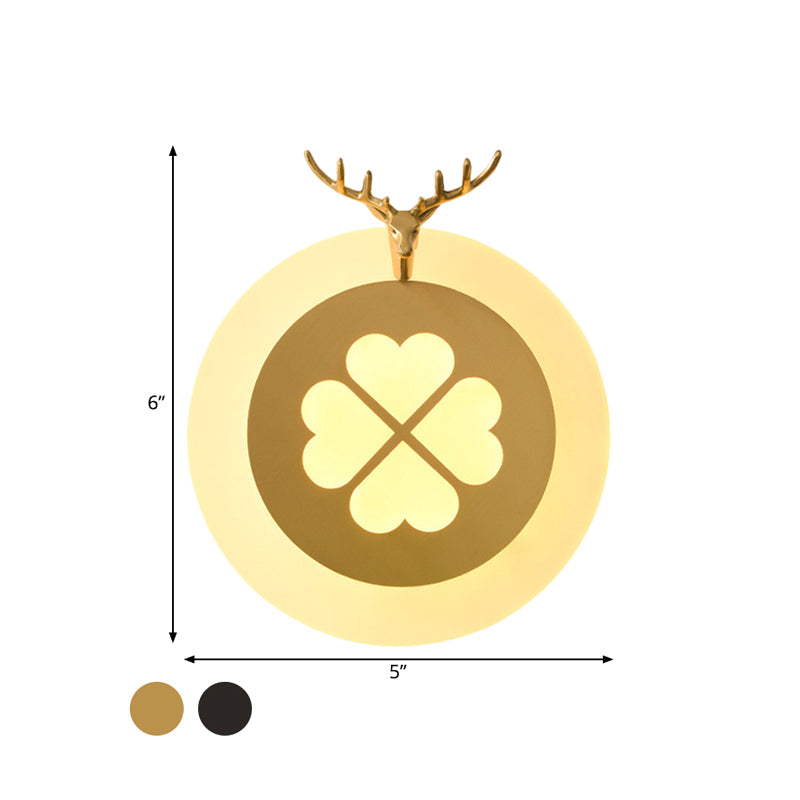 Skørter | Metal Circle Wall Lamp Traditional Living Room LED Wall Lighting Fixture in Brass/Black with Lucky Clover Pattern