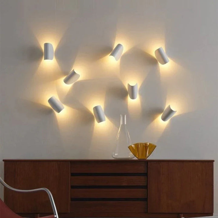 Lisslune | Modern Colored LED Wall Light in Stylish Design