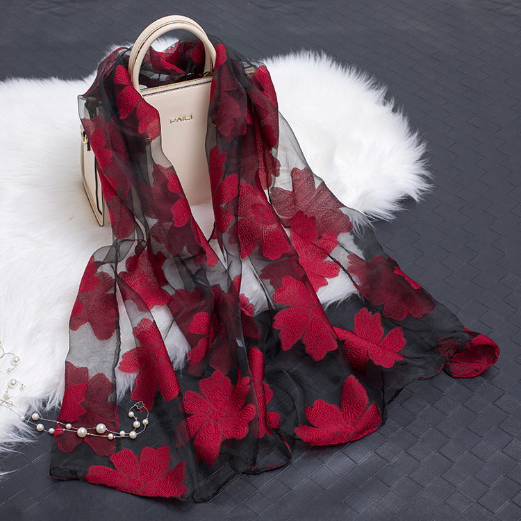 Lisslune | Silk scarf with cut flowers hollow motif