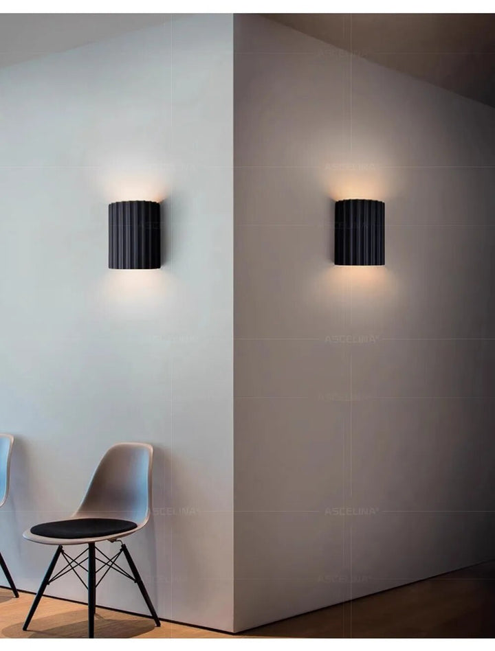 Lisslune | WärmeAura | Wall lamp made of resin for a warm atmosphere