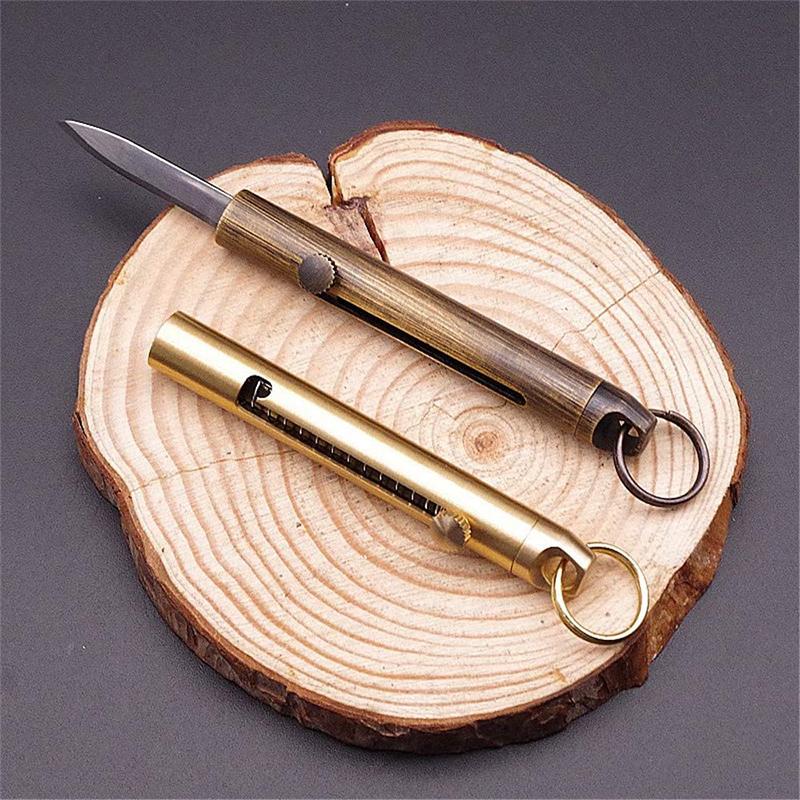 Lisslune | Retractable Blade Keychain