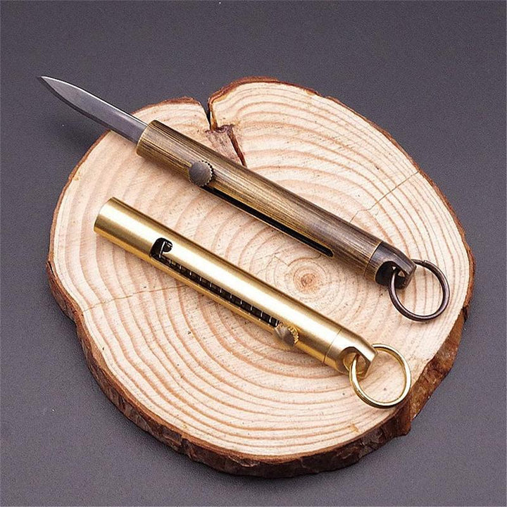 Lisslune | Retractable Blade Keychain