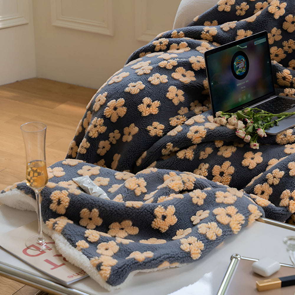 Lisslune | Nature's Wildflower Bliss Blanket