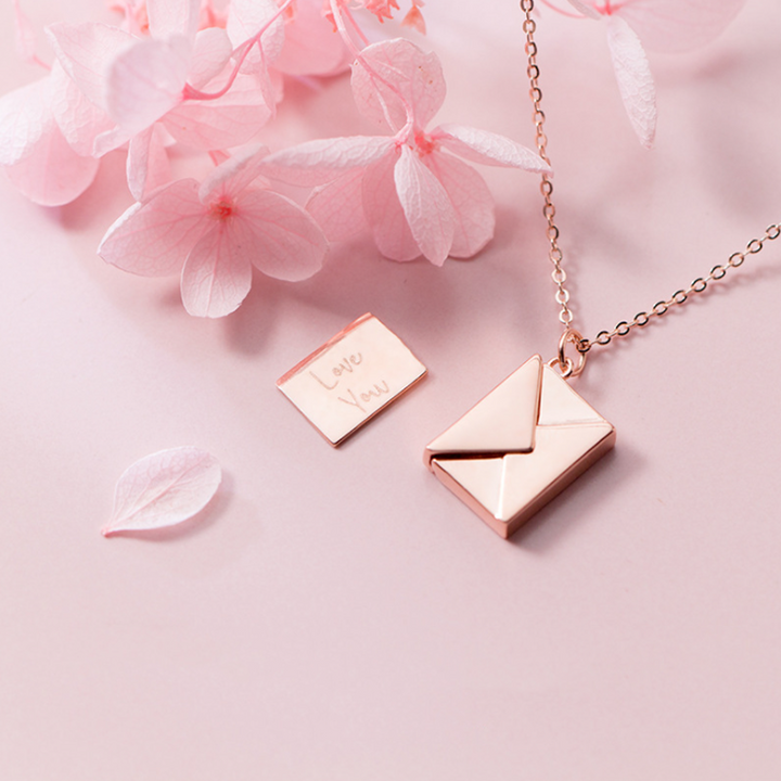 Lisslune | Metal wrap neck chain