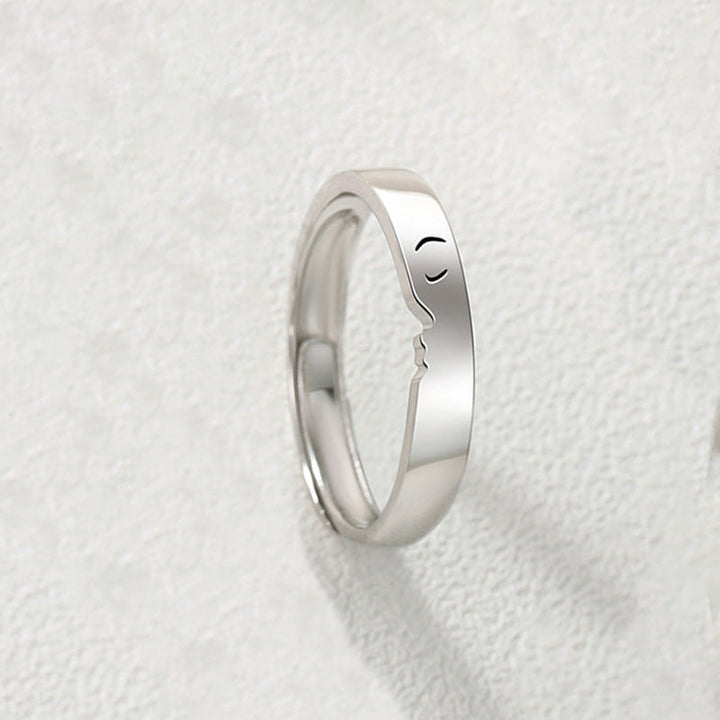 Lisslune | Love at first kiss couple rings