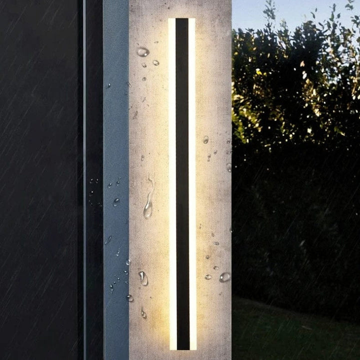 Lisslune | Smart LED Outdoor Wall Light with Light Sensor – Remote Control & Dimmable Features