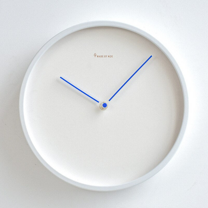 Lisslune | Veyra – Minimalist Scandinavian Wall Clock | Modern Nordic Design