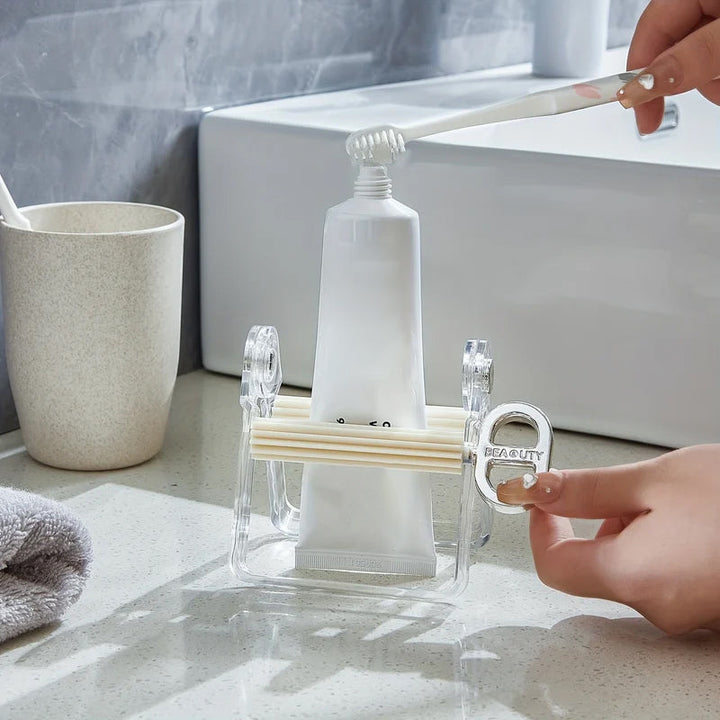 Lisslune | Toothpaste Squeeze Roll