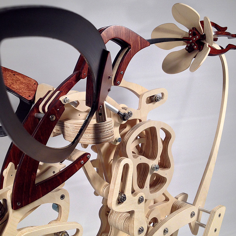 Lisslune | Wood Kinetic Hummingbird Sculpture