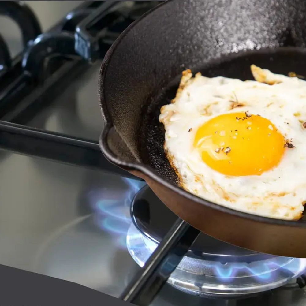 Lisslune | Black Cast Iron Frying Pan