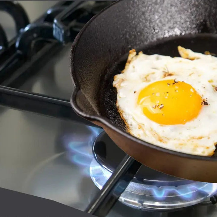 Lisslune | Black Cast Iron Frying Pan