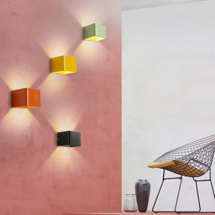 Lisslune | OrrSquare – Modern square wall lamp for stylish lighting