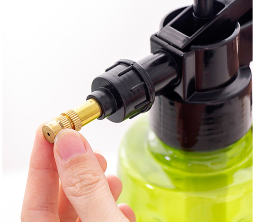 Lisslune | Pressure Pump Spray Bottle – Manual Spray Bottle for Garden and Plant Care