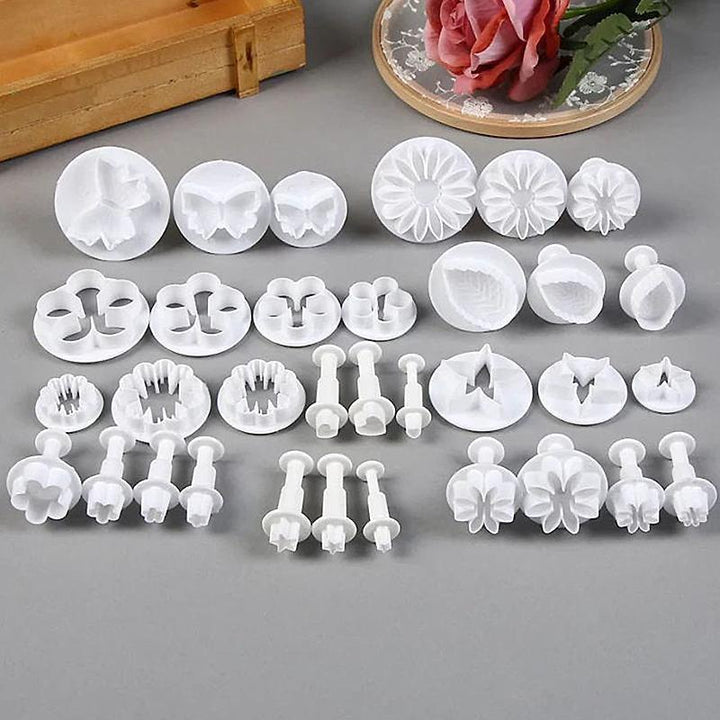 Lisslune | 33 piece tools for decorating cakes