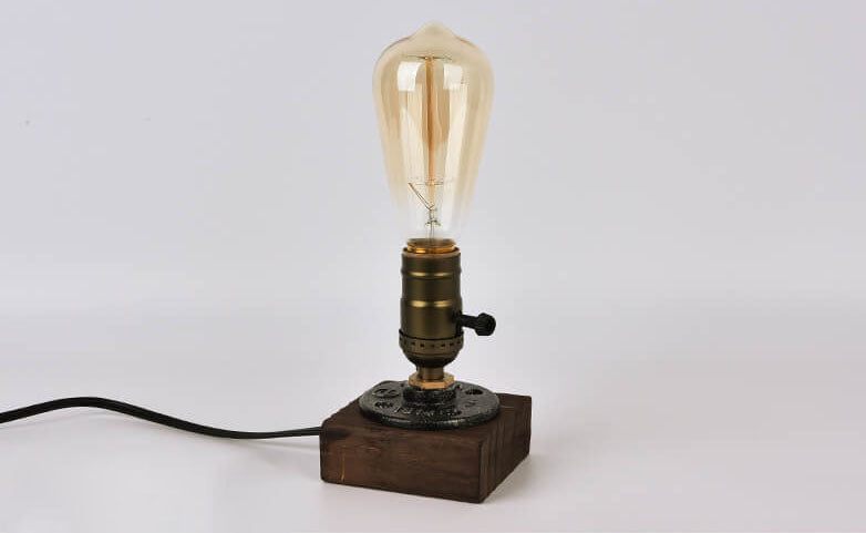 Lisslune | Vintage Industrial Iron Light Bulb 1-Light Table Lamp