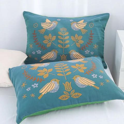 Lisslune | NEZA - Vividly printed pillowcase