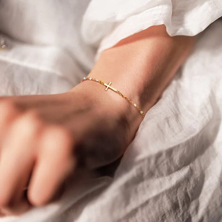Lisslune | Adjustable Cross Bracelet for Friendship & Faith – Silver or Gold – Gift Box Option