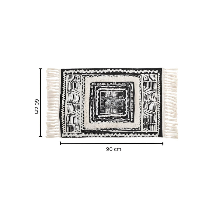 Lisslune | Black and White Geometric Tassel Floor Mat
