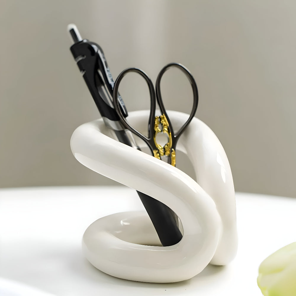 Lisslune | Nordic Knot Ceramic Holder