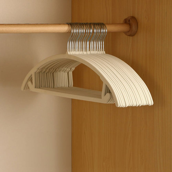 Lisslune | Non-Slip Curve Hangers | Set of 10