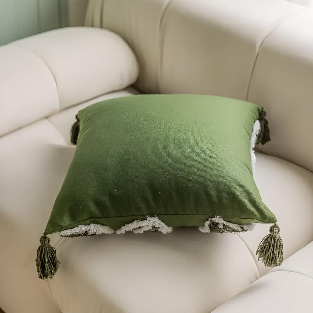 Lisslune | Plush Leaf With Tassel Cushion Cover