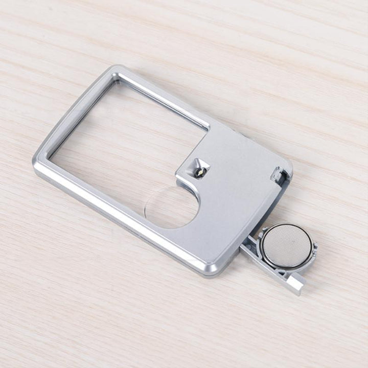 Lisslune | LED Card Magnifier for Reading