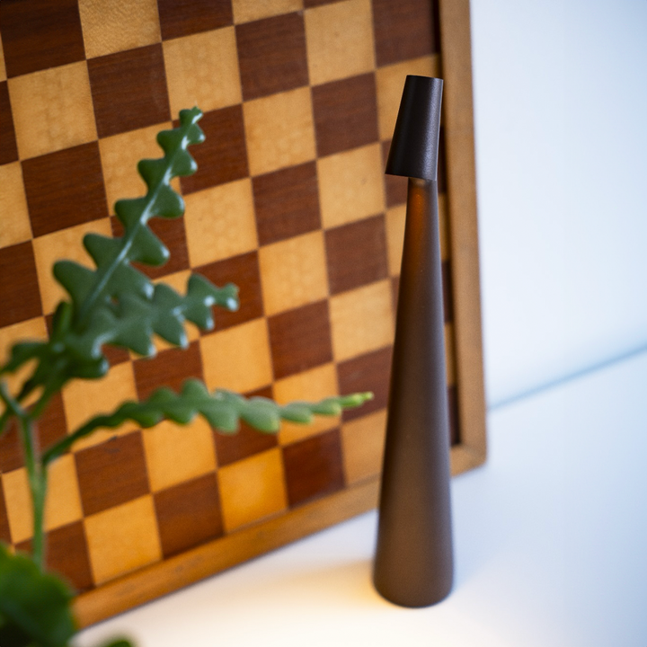 Lisslune | Light Master | Rechargeable Table Lamp | Stylish and Functional | Sustainable | Mood Lighting