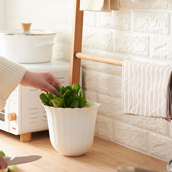 Lisslune | Wall-mounted trash can for the kitchen