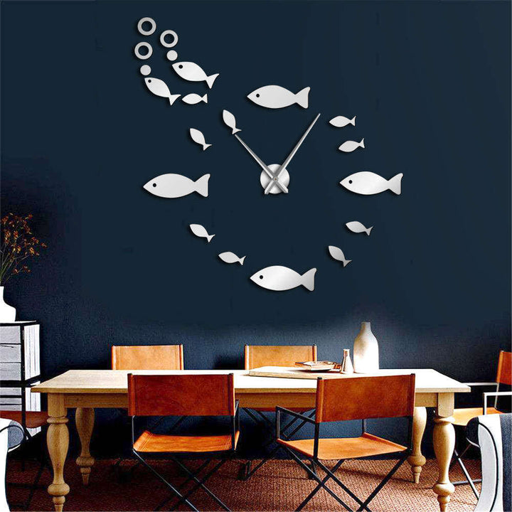 Lisslune | EchoClock - Sleek Mirror Wall Design