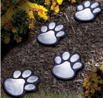 Lisslune | Solar lamp in paw print design – LED garden lighting in multicolor for outdoor use