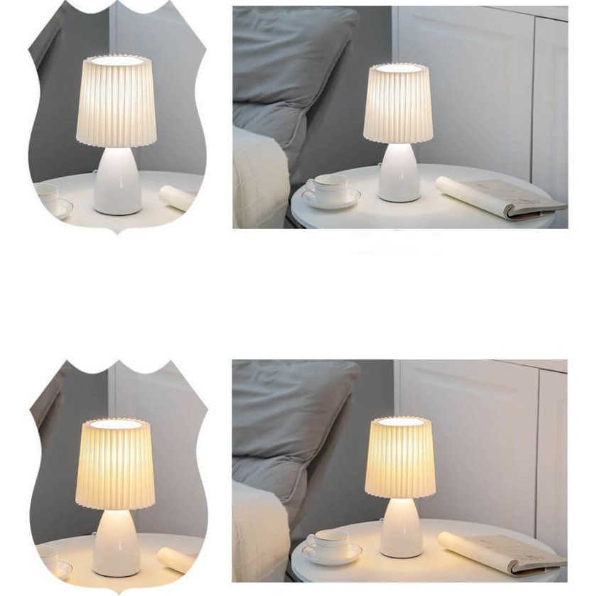 Lisslune | Scandinavian Retro Table Lamp with Pleated Shade and Glass Base