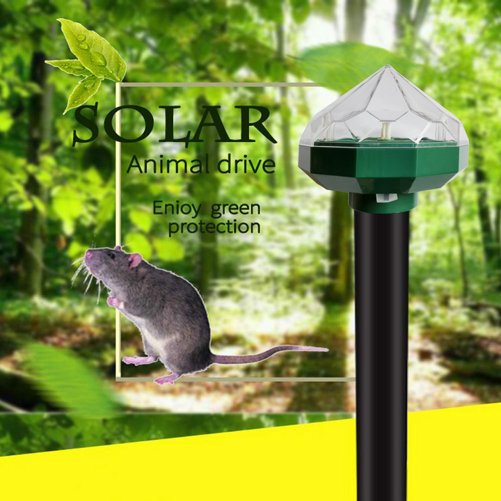 Lisslune | Solar-powered animal repeller for garden and yard – Environmentally friendly protection against mice and rodents