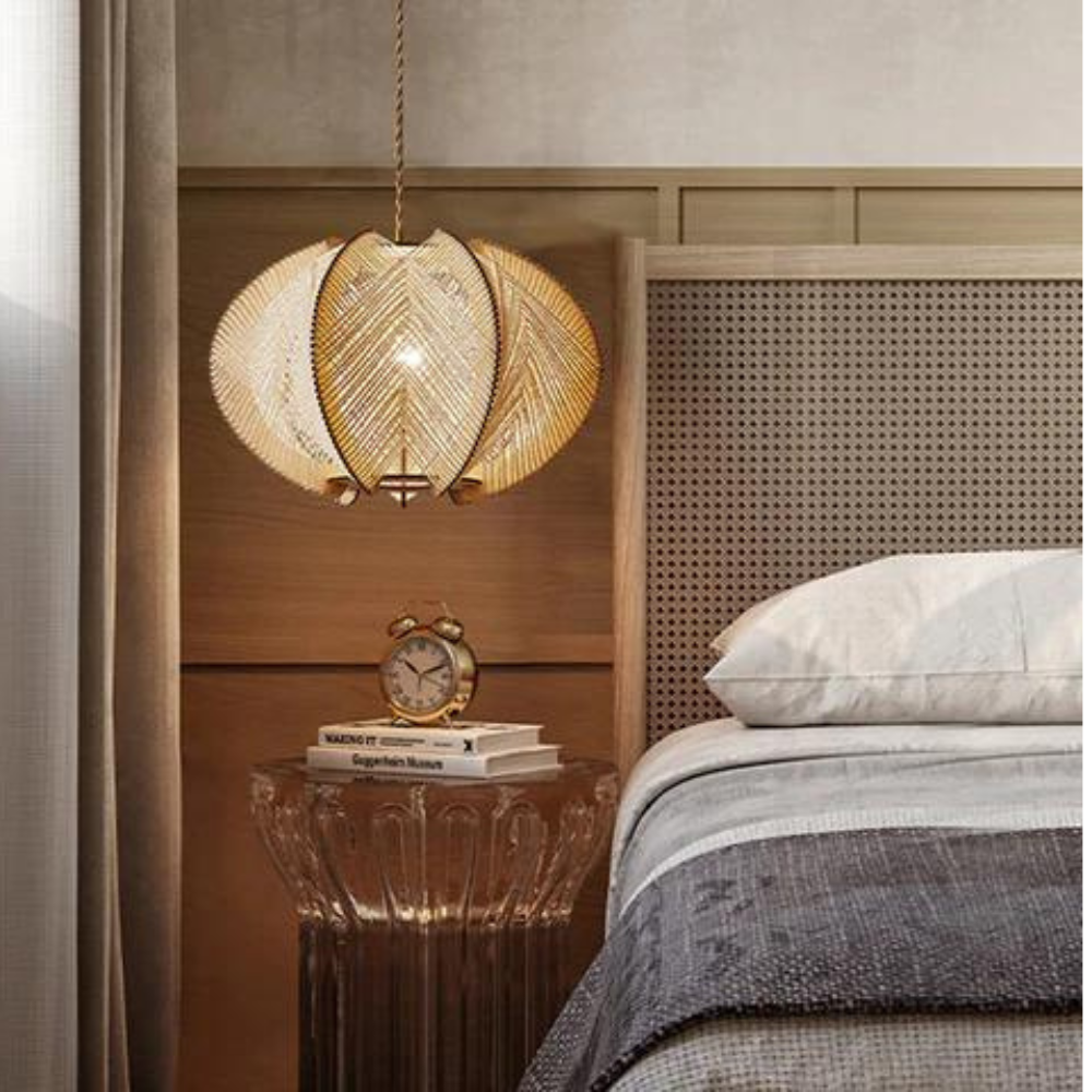 Lisslune | LuxeGlow – Elegant lamp for timeless interior