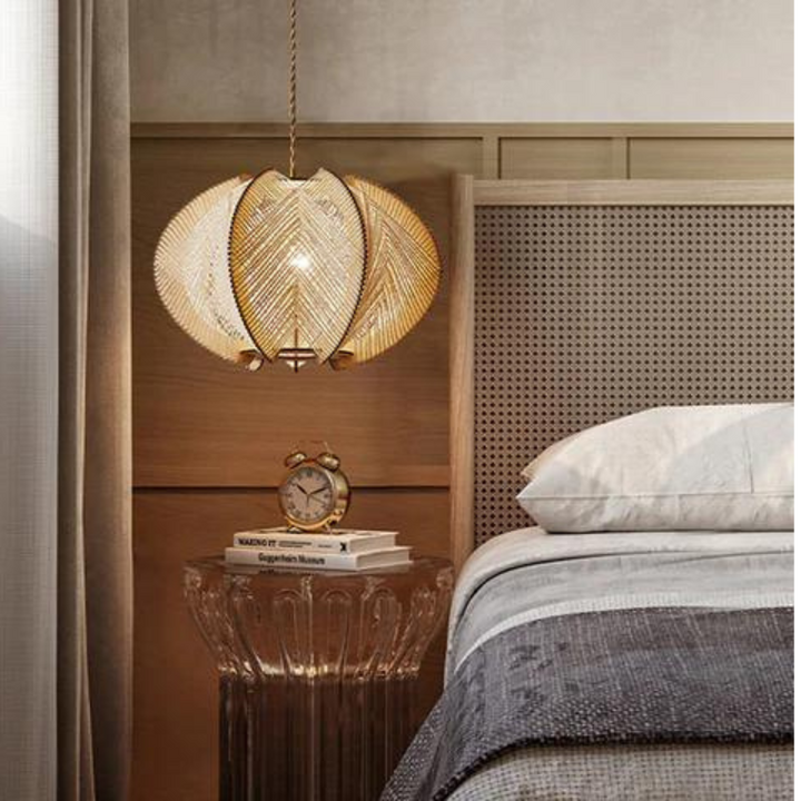 Lisslune | LuxeGlow – Elegant lamp for timeless interior