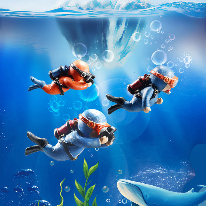 Lisslune | Floating Diver - Aquarium Ornament