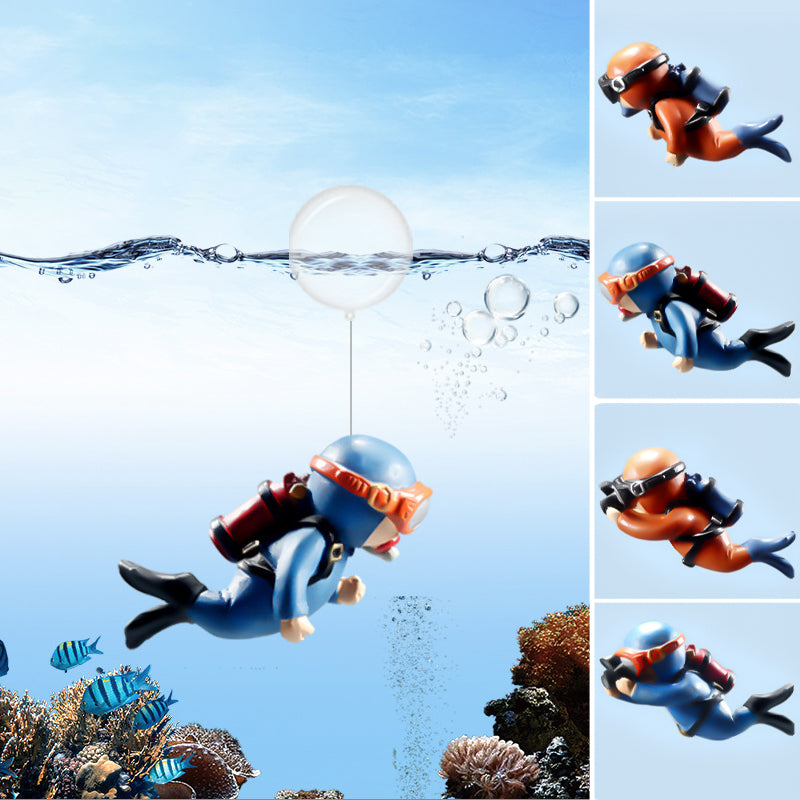 Lisslune | Floating Diver - Aquarium Ornament