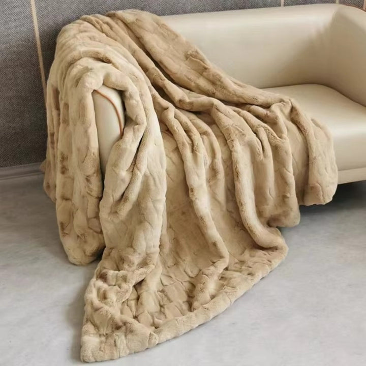 Lisslune | Heavenly Retreat Synthetic Fur Blanket