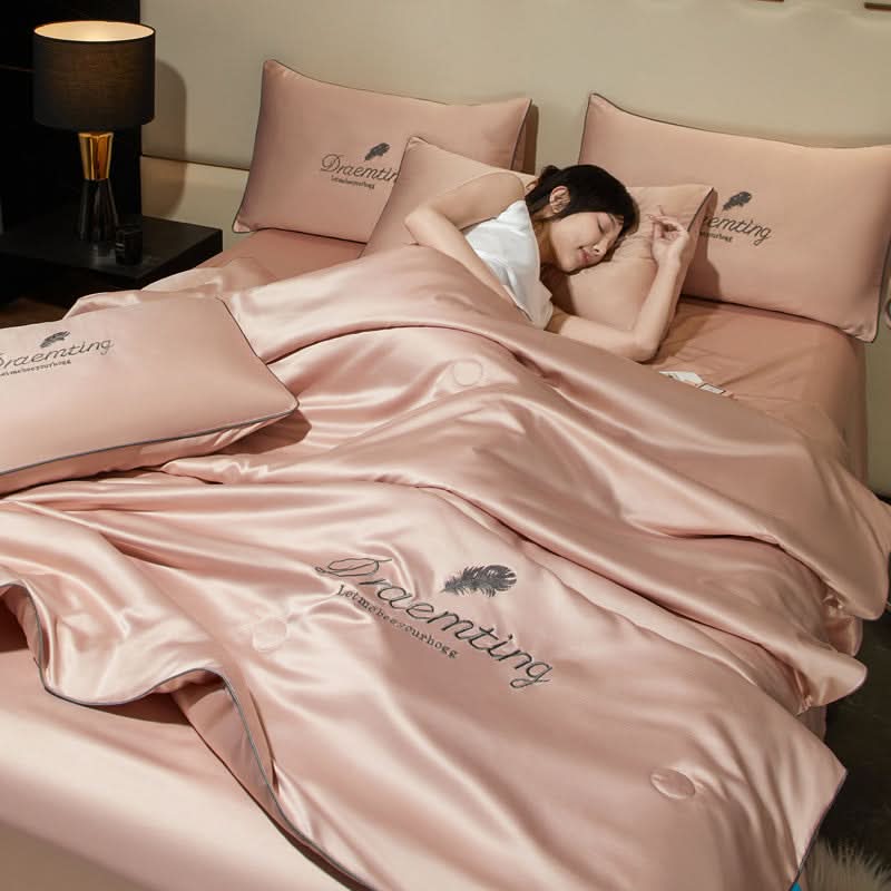 Lisslune | KühlTraum Cooling Ice-Silk Duvet for Hot Nights