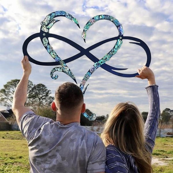 Lisslune | Iron Wall Decoration with Infinity Heart