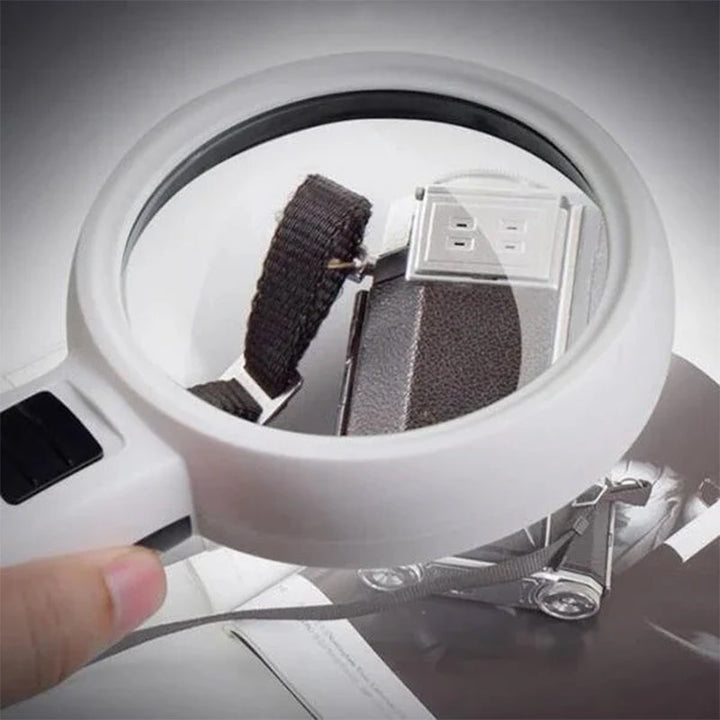 Lisslune | 30x optical magnifying glass with LED light
