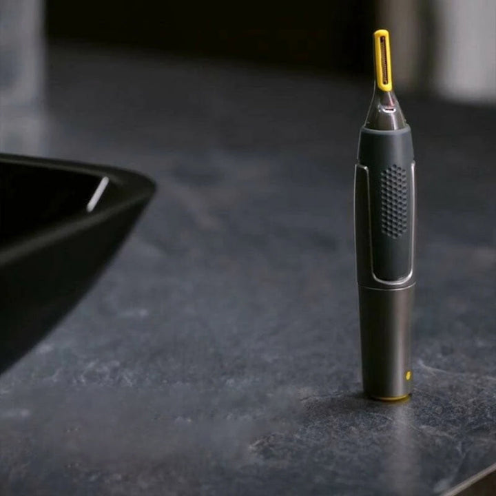 Lisslune | PrecisionEdge Face Trimmer with LED Light and Ergonomic Design