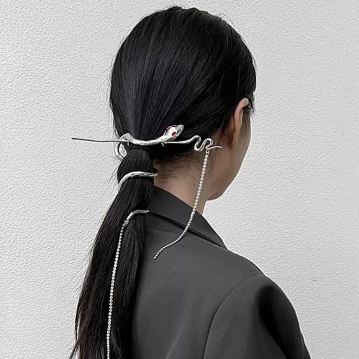 Lisslune | Silver Spiral Snake Tassel Hairpin