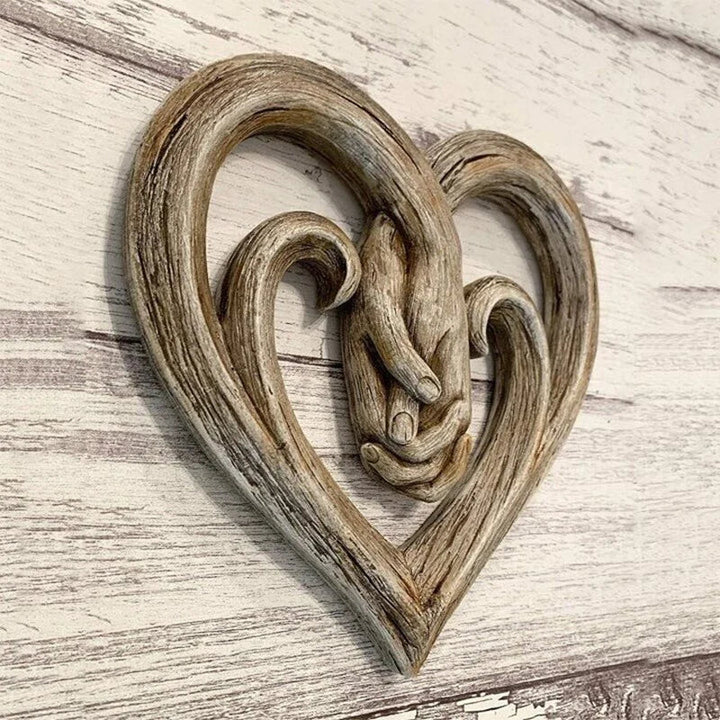Lisslune | Wooden wall decoration in heart shape