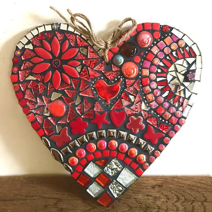 Lisslune | Large Garden Mosaic Heart Decoration